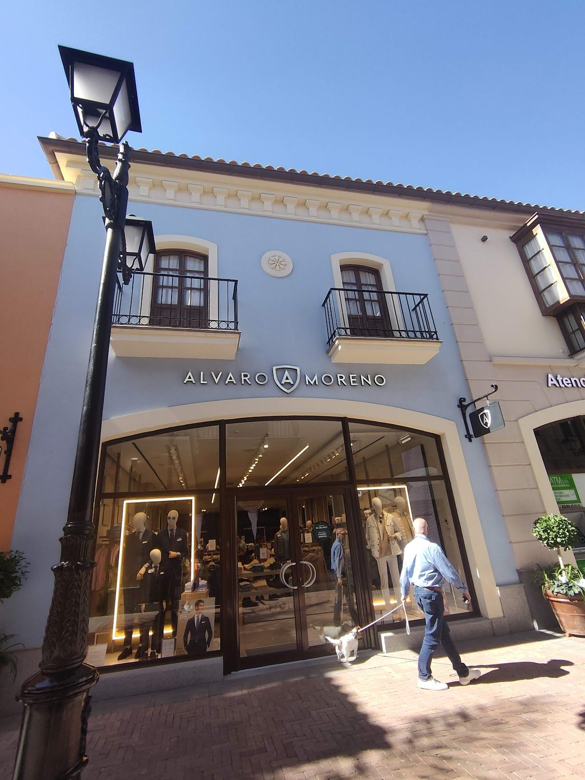 Alvaro Moreno Outlet