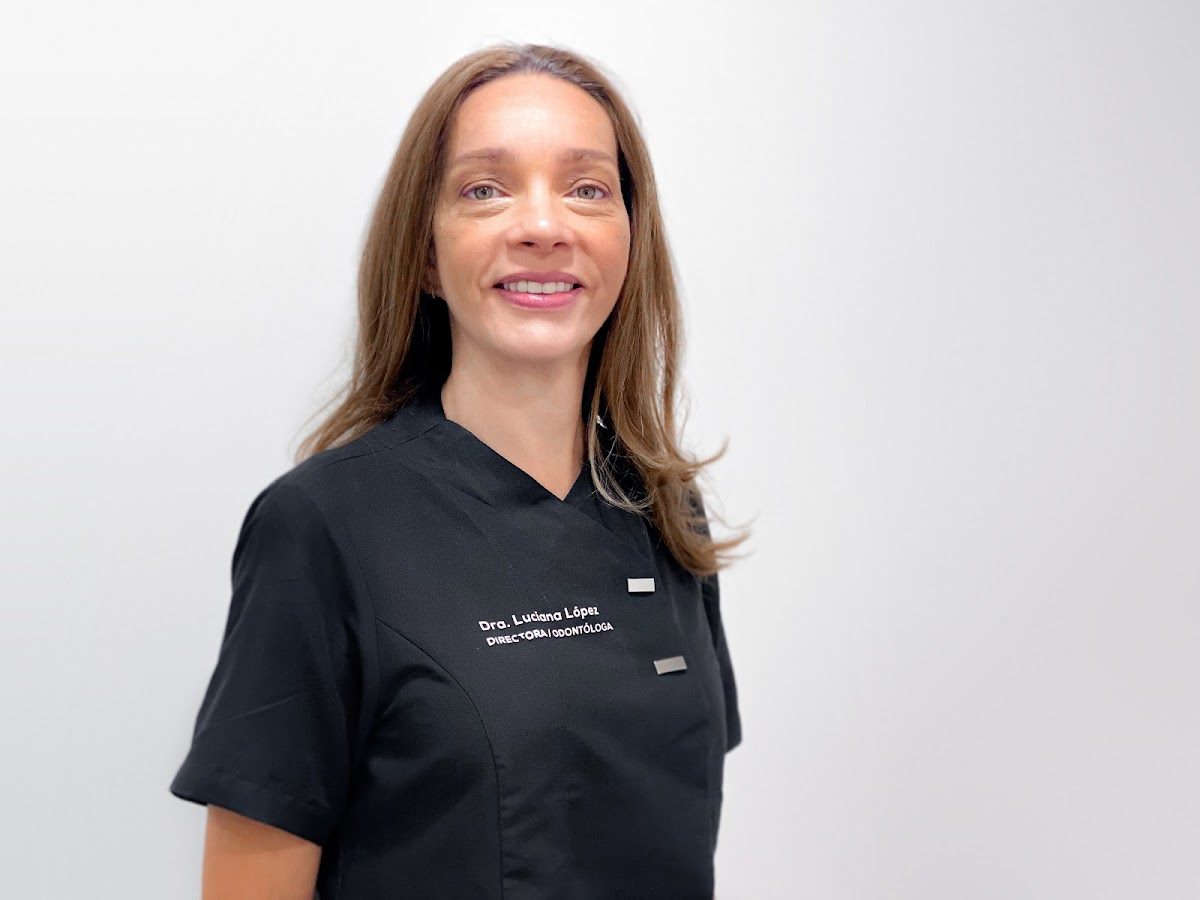Clínica Dental Luciana López | Dentista en Antequera