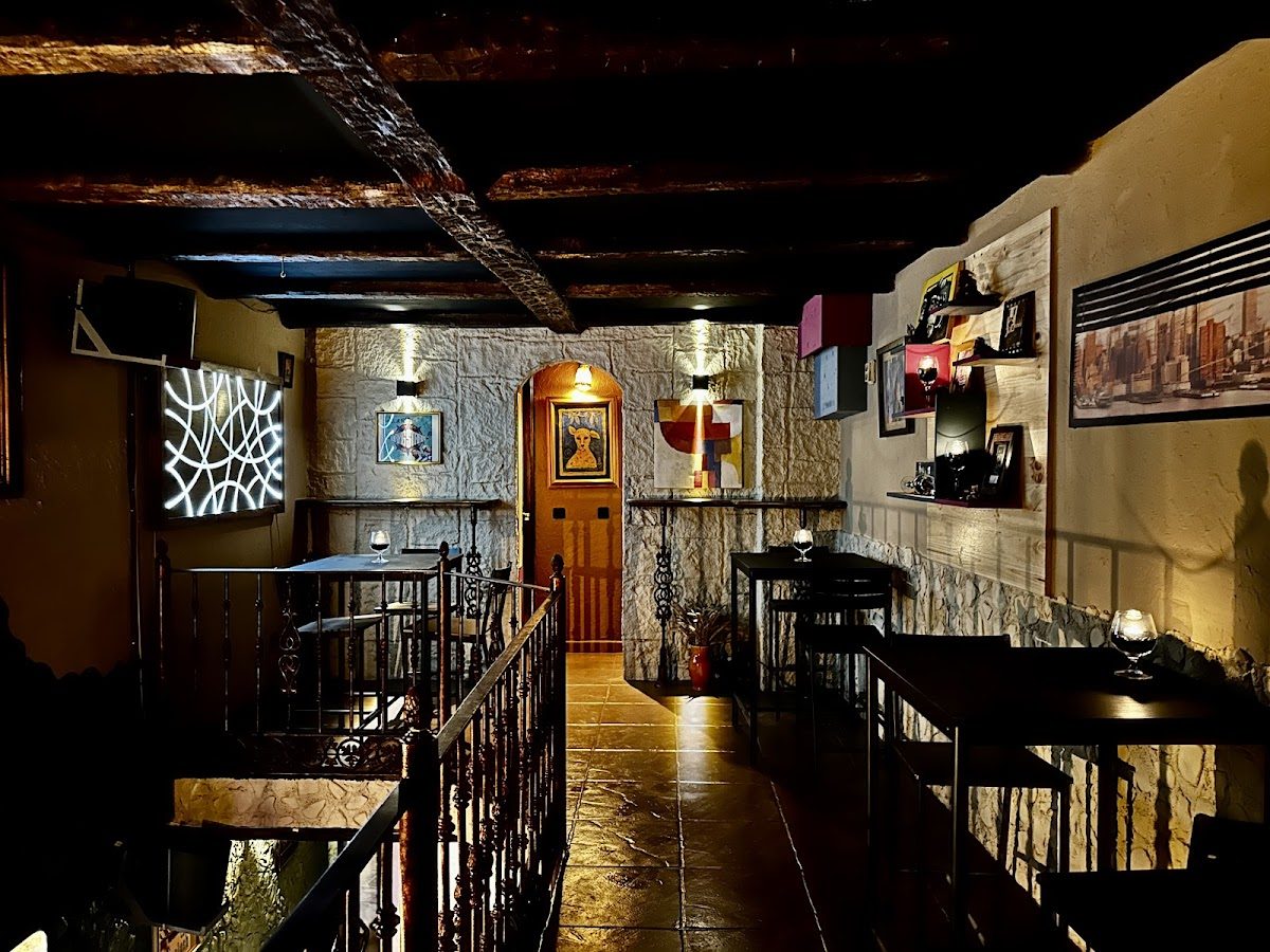 El Otro Bar