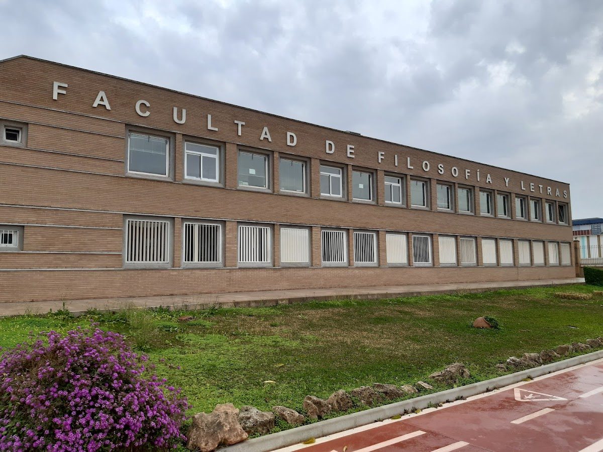 Facultad de Filosofía y Letras - Secretaría