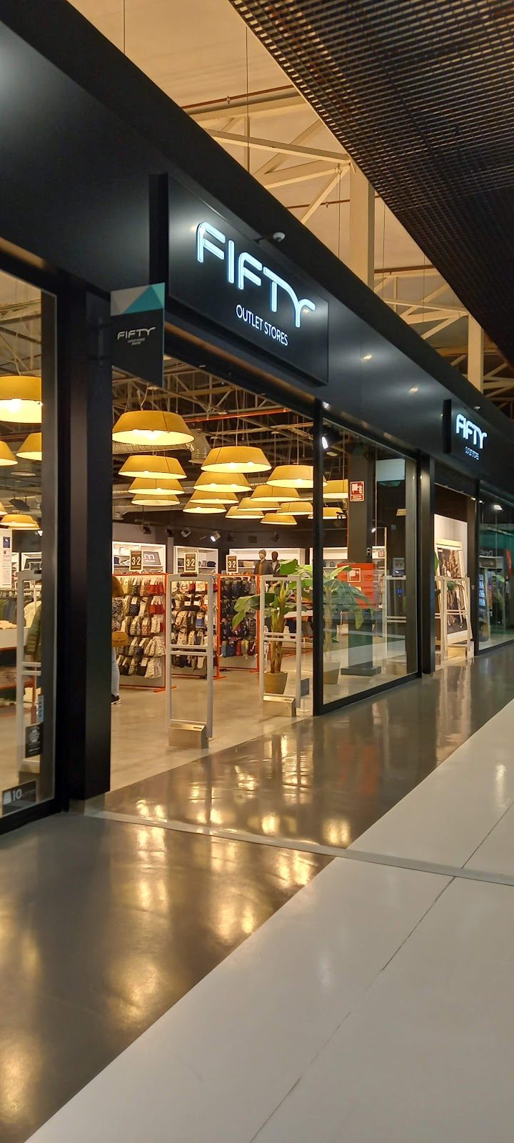 Fifty Outlet