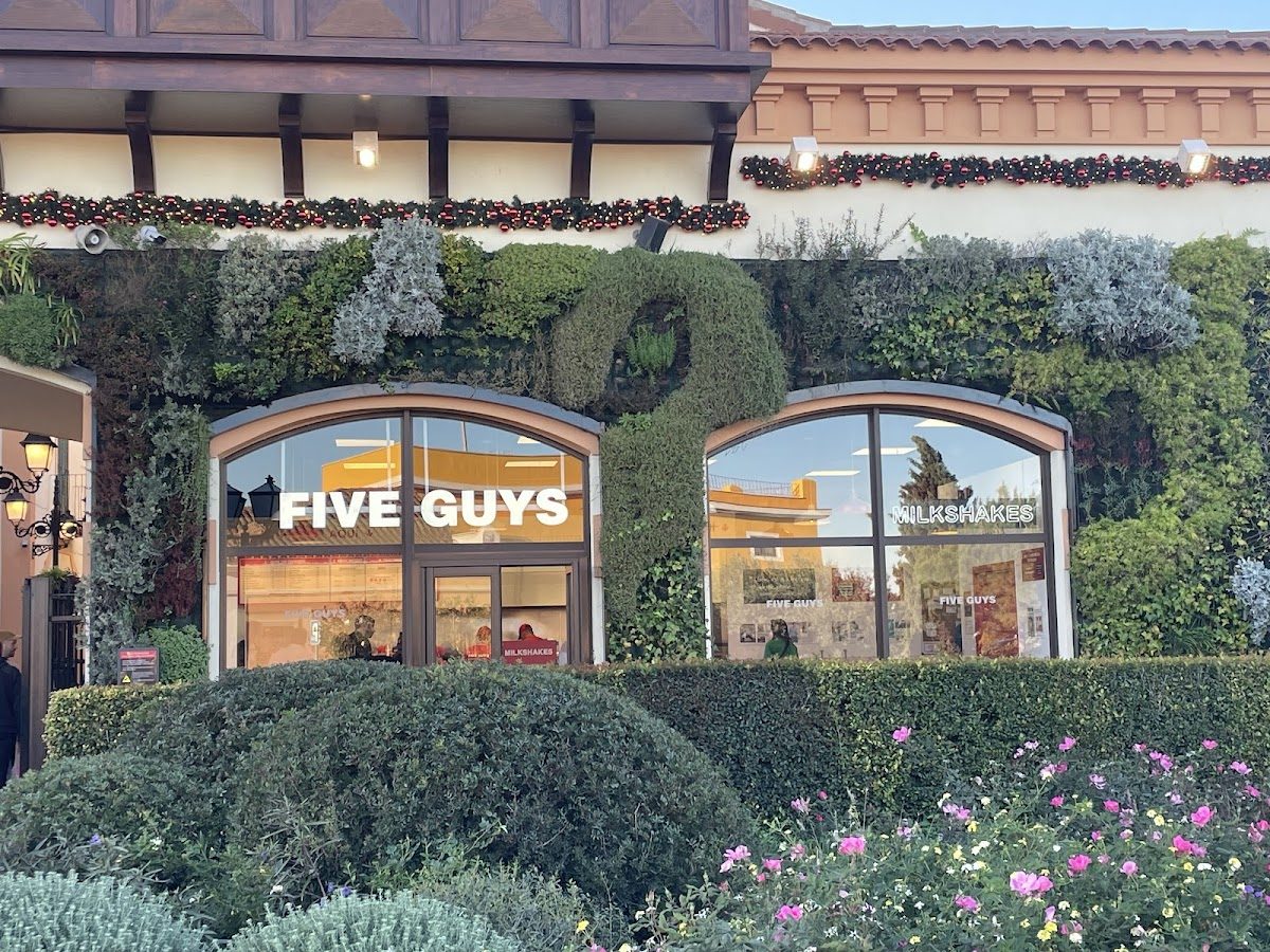 Five Guys Burgers and Fries Málaga McArthurglen