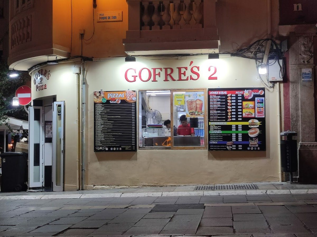 Gofre's 2 Pizza