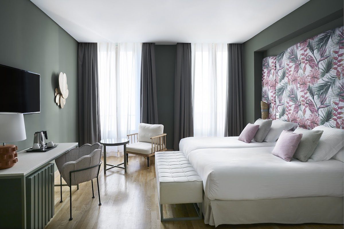 Mejores Hoteles en Málaga Centro: Tu Comodidad Te Espera