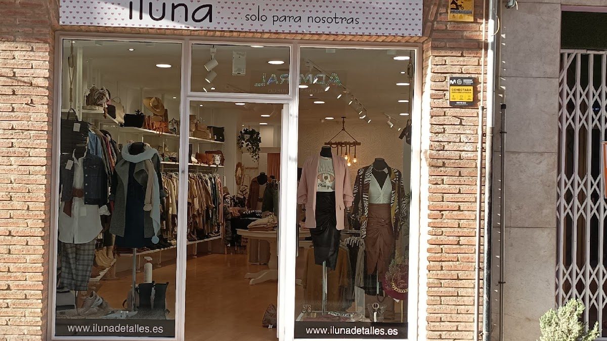 Iluna "solo para nosotras"