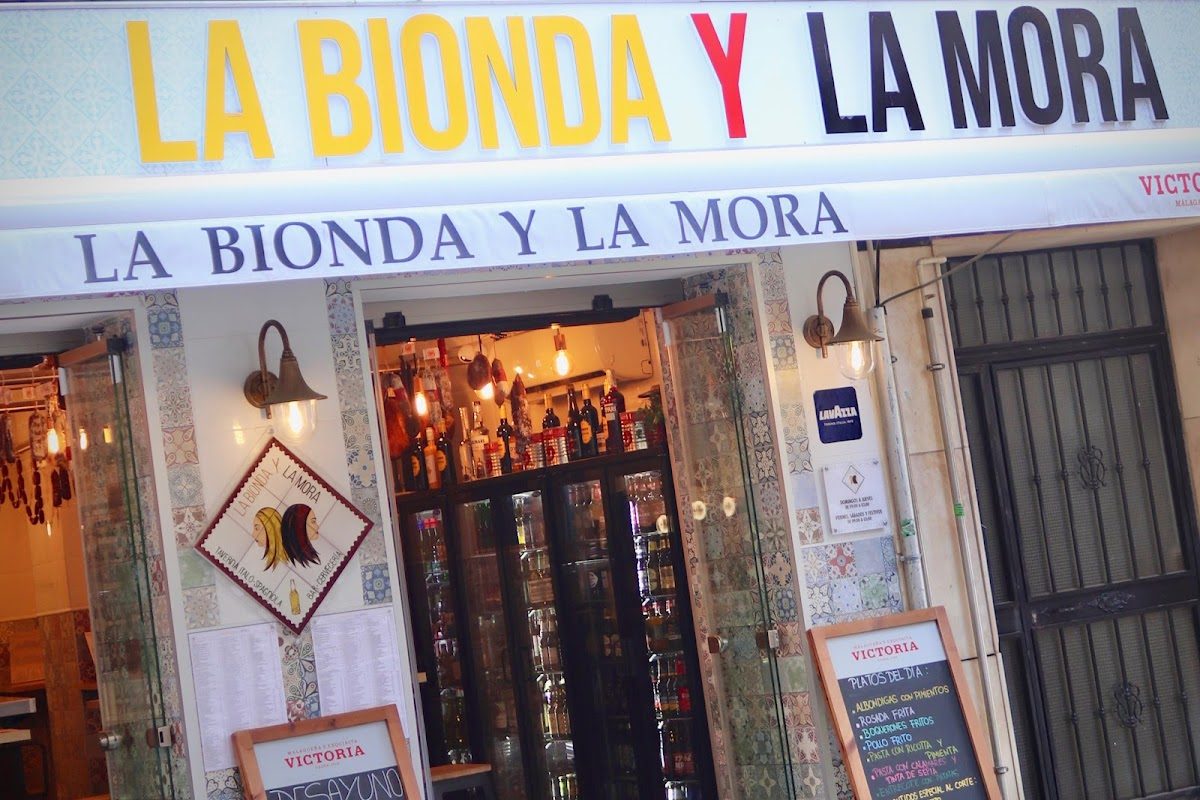La Bionda y la Mora | Bar de Tapas - Restaurante Italiano