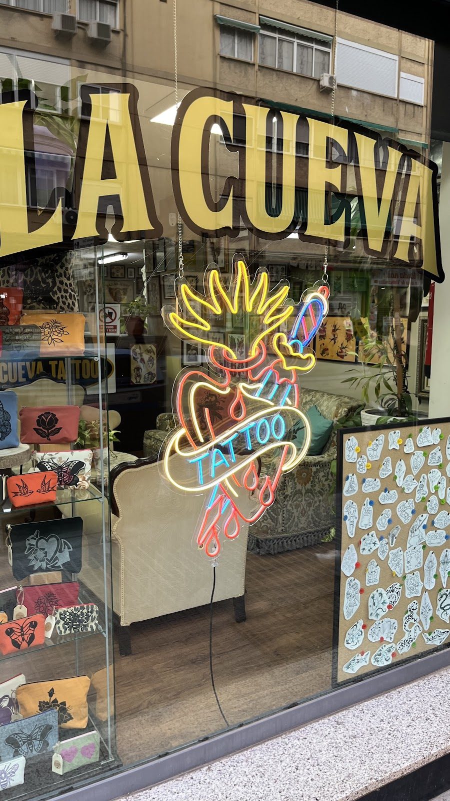 La Cueva Tattoo - Tattoo Studio in Málaga