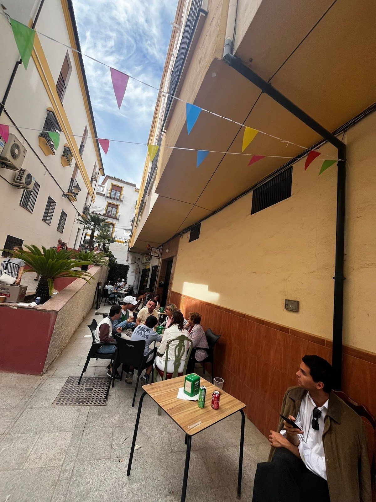 La Tribu Coffee & Play
