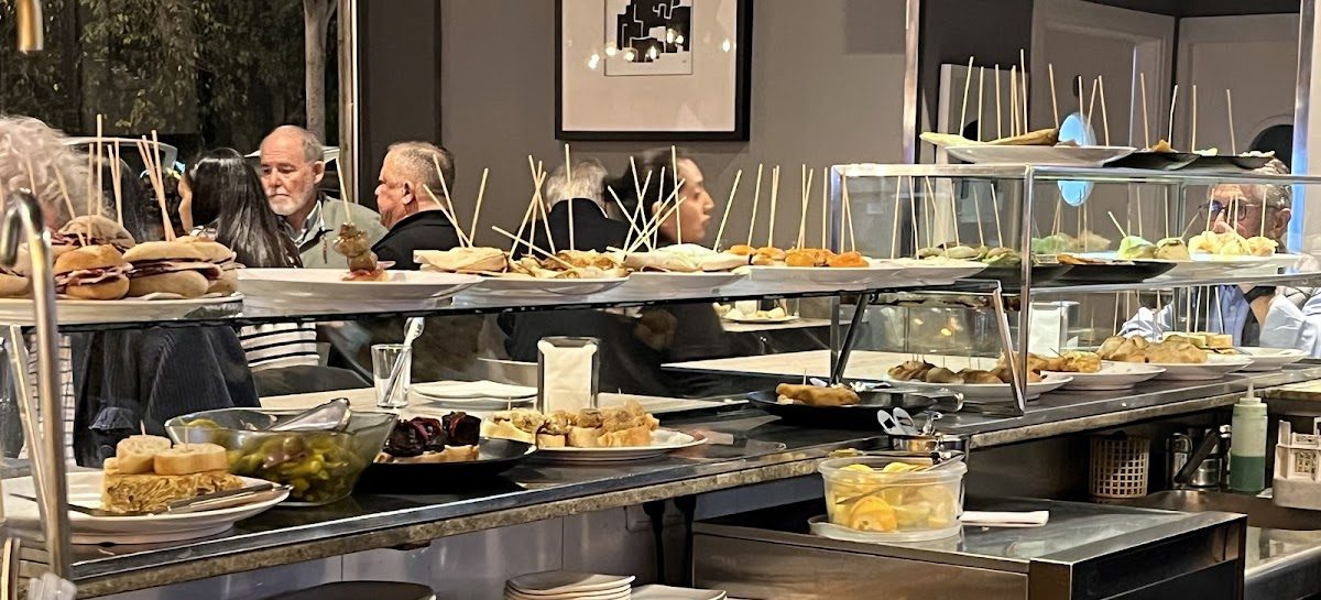 Lekune Bar