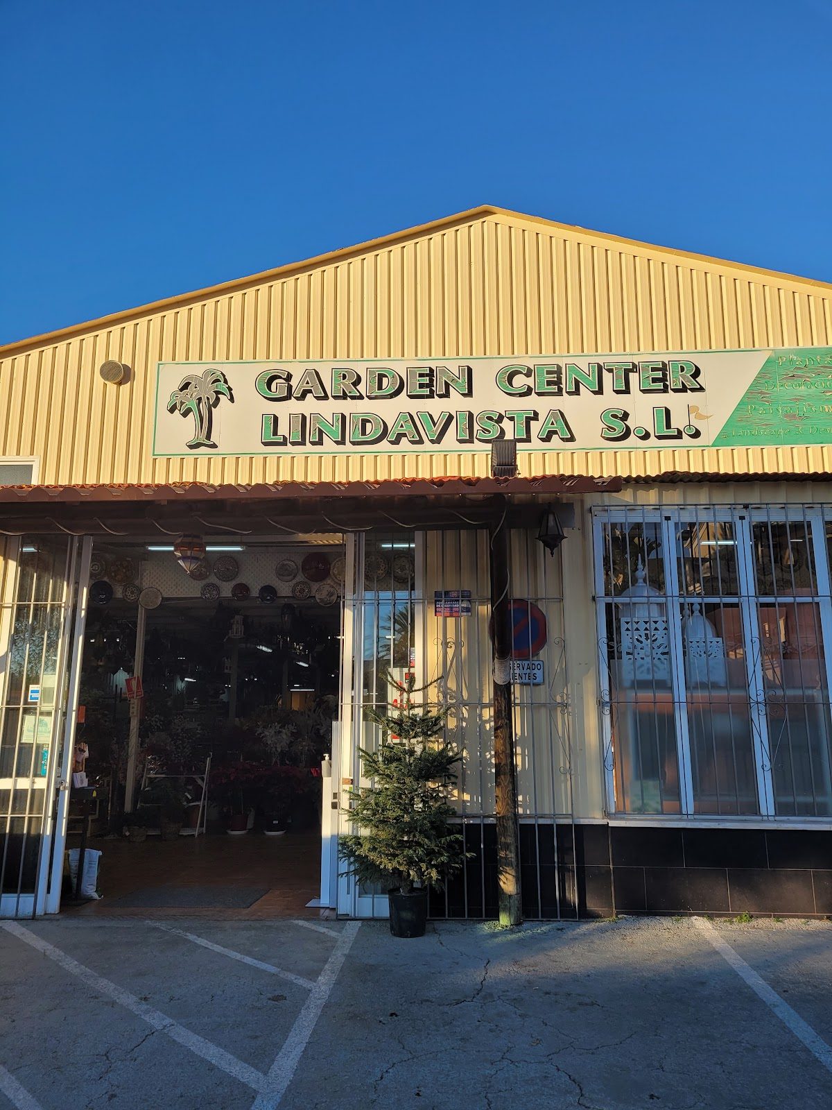 Linda Vista Garden Center S.L.