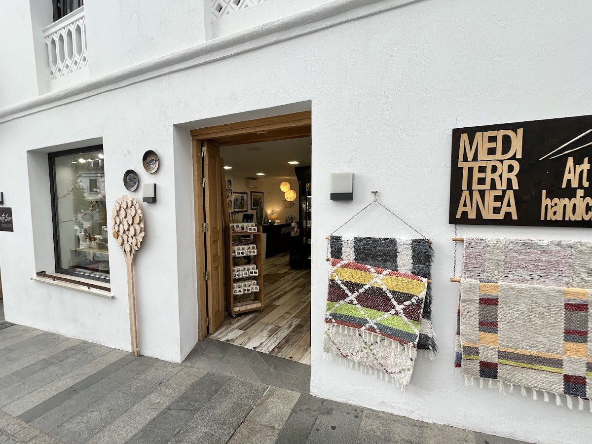 MEDITERRANEA. Art & handicrafts