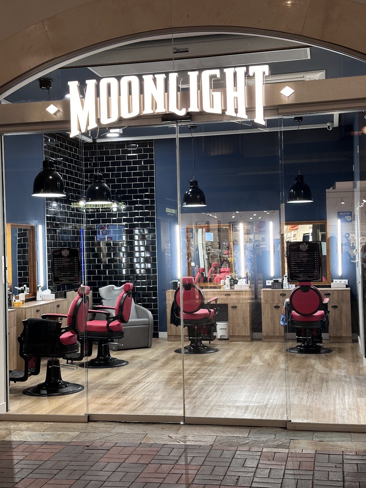 Moonlight Style&Barber