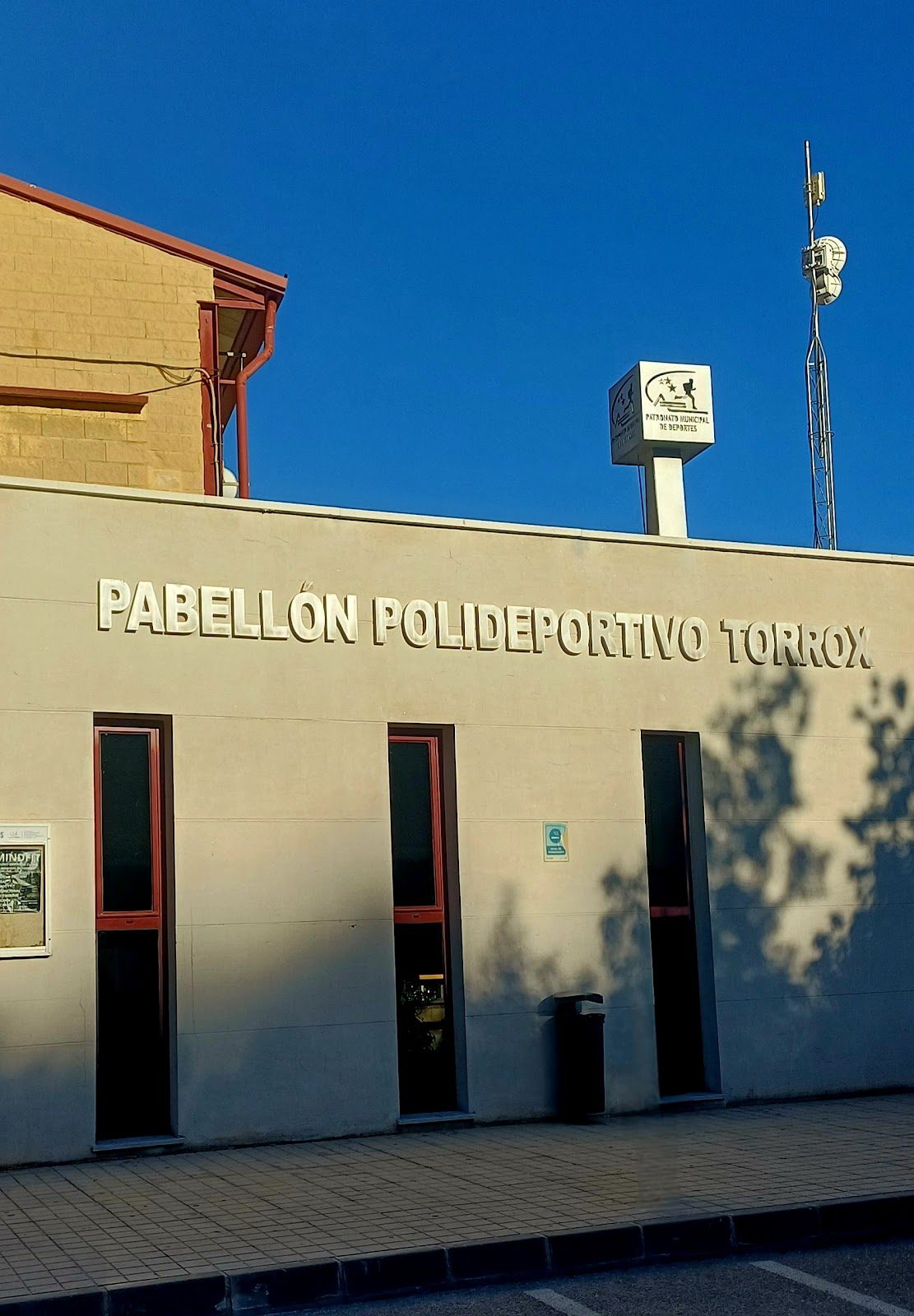 PABELLÓN POLIDEPORTIVO TORROX