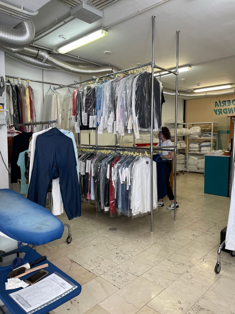 Professional express Dry Cleaning Tintorería