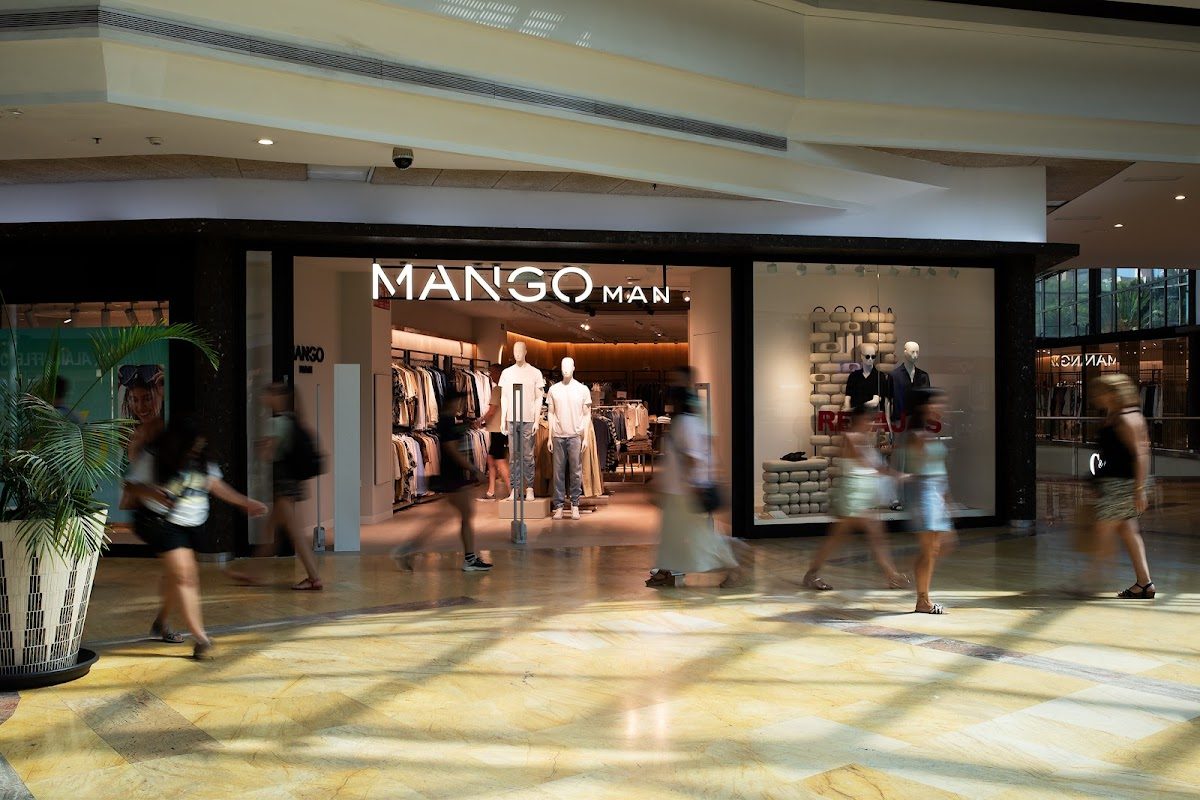 Rosaleda Shopping Mall