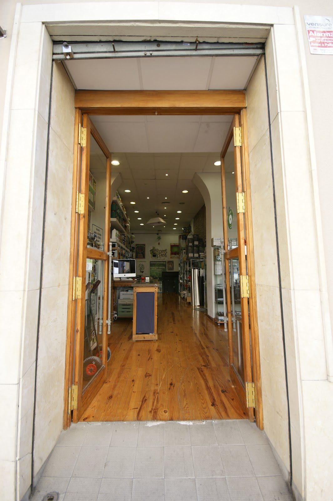 Sinsemilla Street Grow Shop