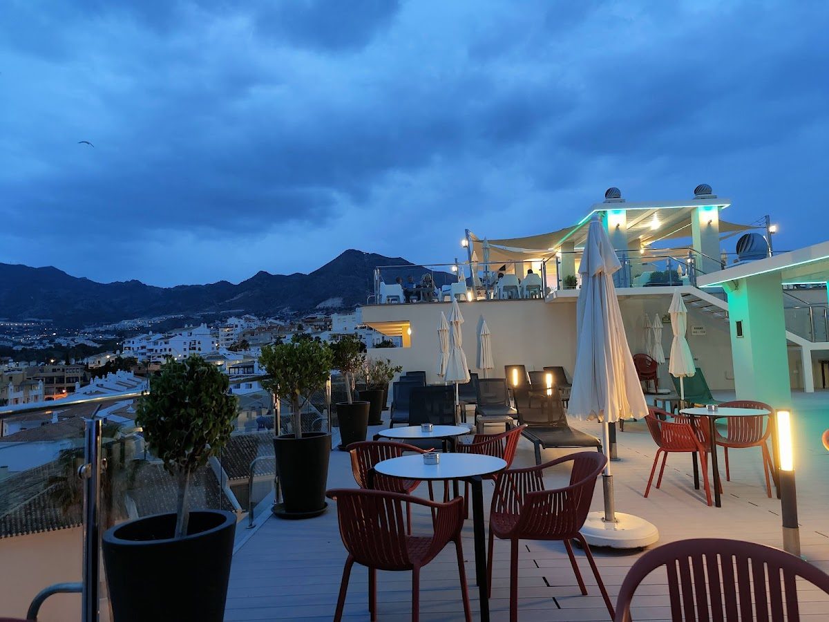 Sky Lounge Bar and Restaurant