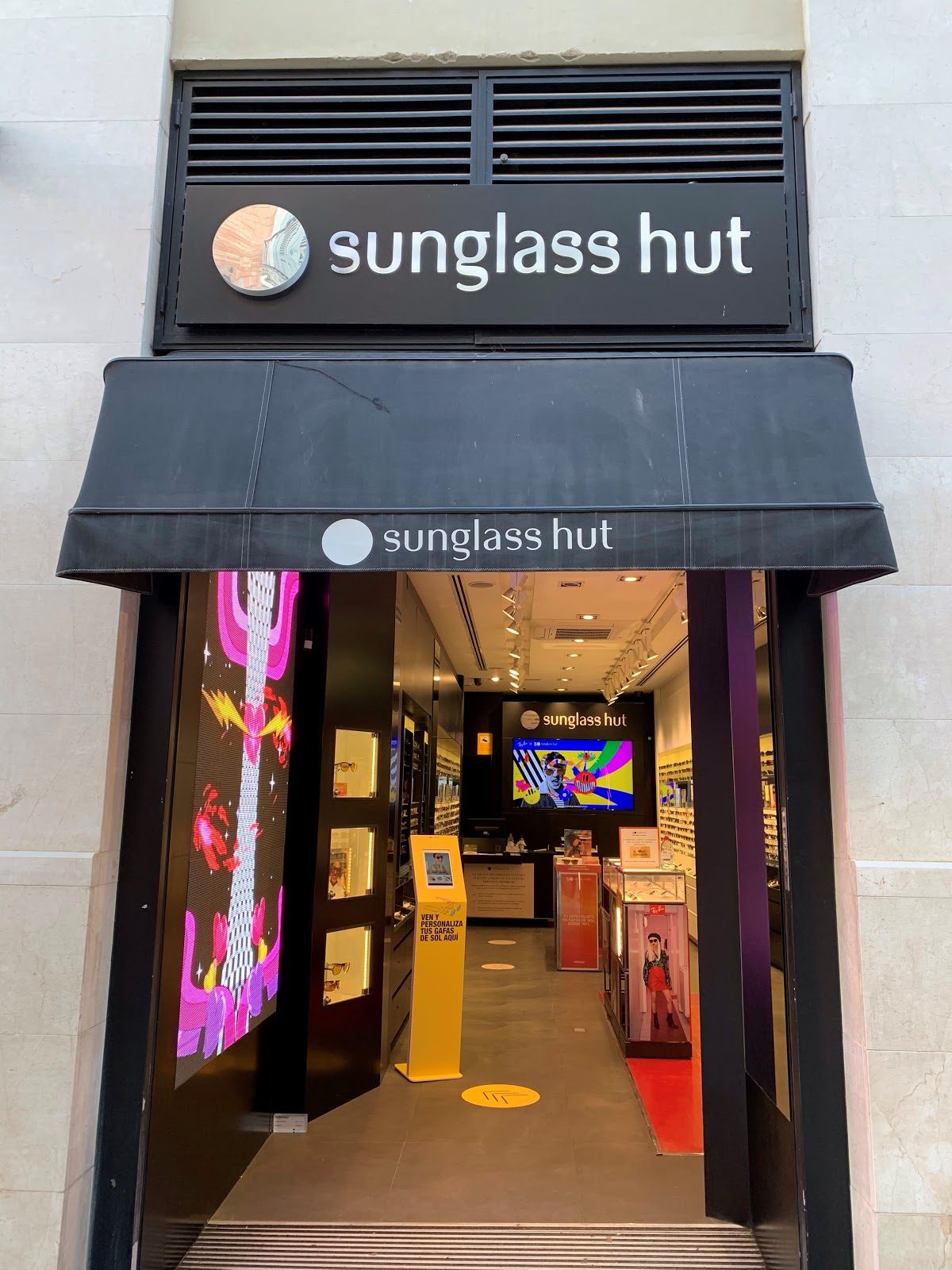 Sunglass Hut Larios
