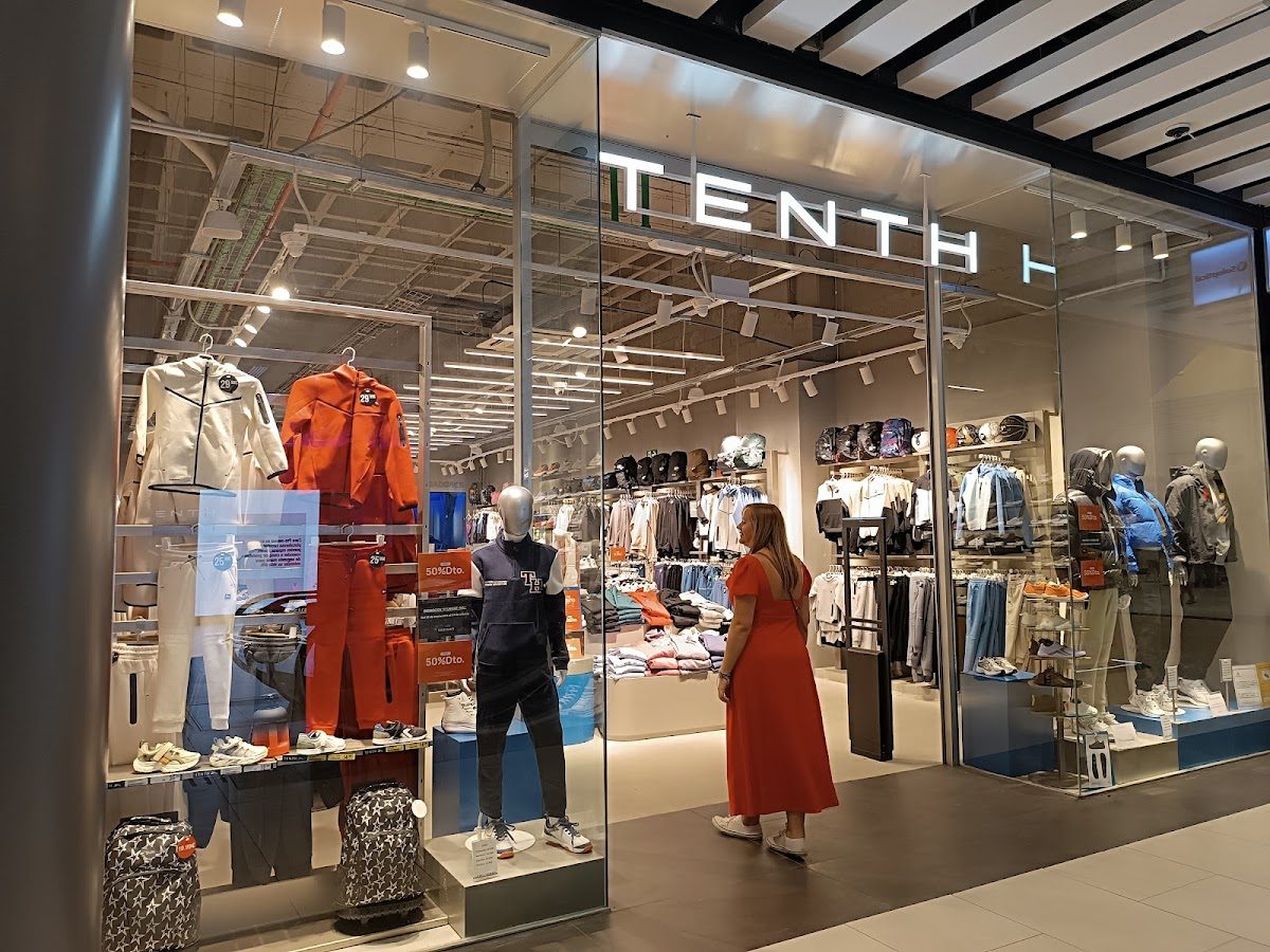 Tenth Larios Málaga