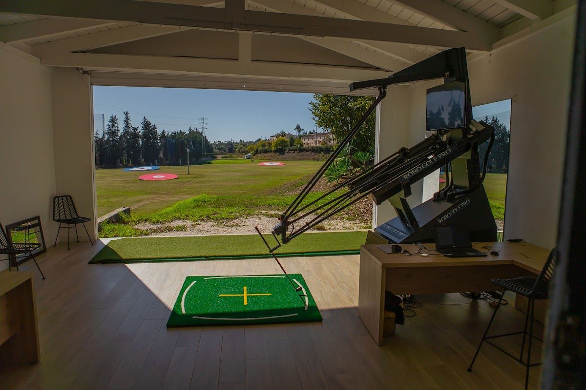 The Range Golf Academy Trackman