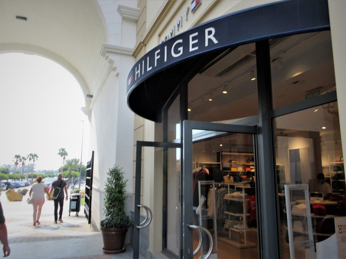 Tommy Hilfiger