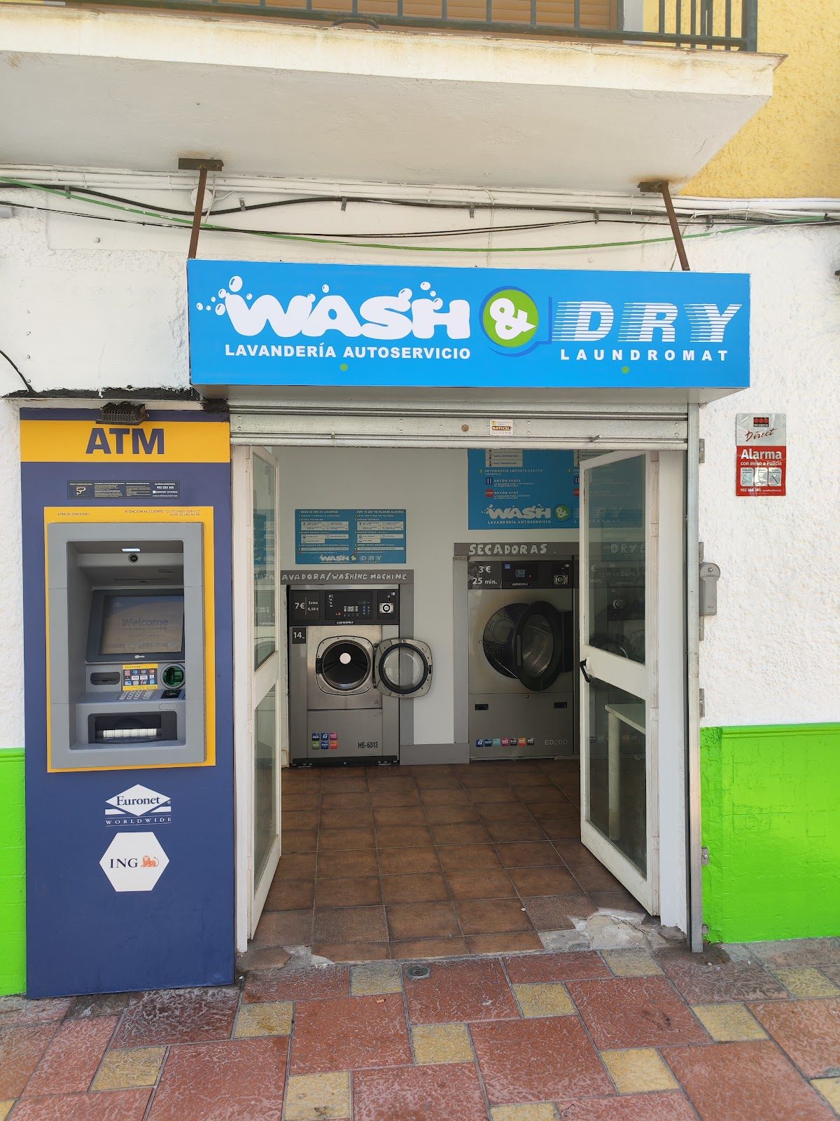 Wash & Dry Lavandería Autoservicio
