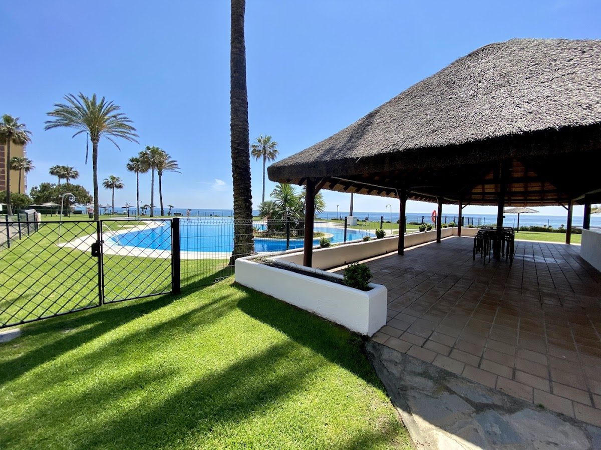 Welcome to Paradise Mi Capricho