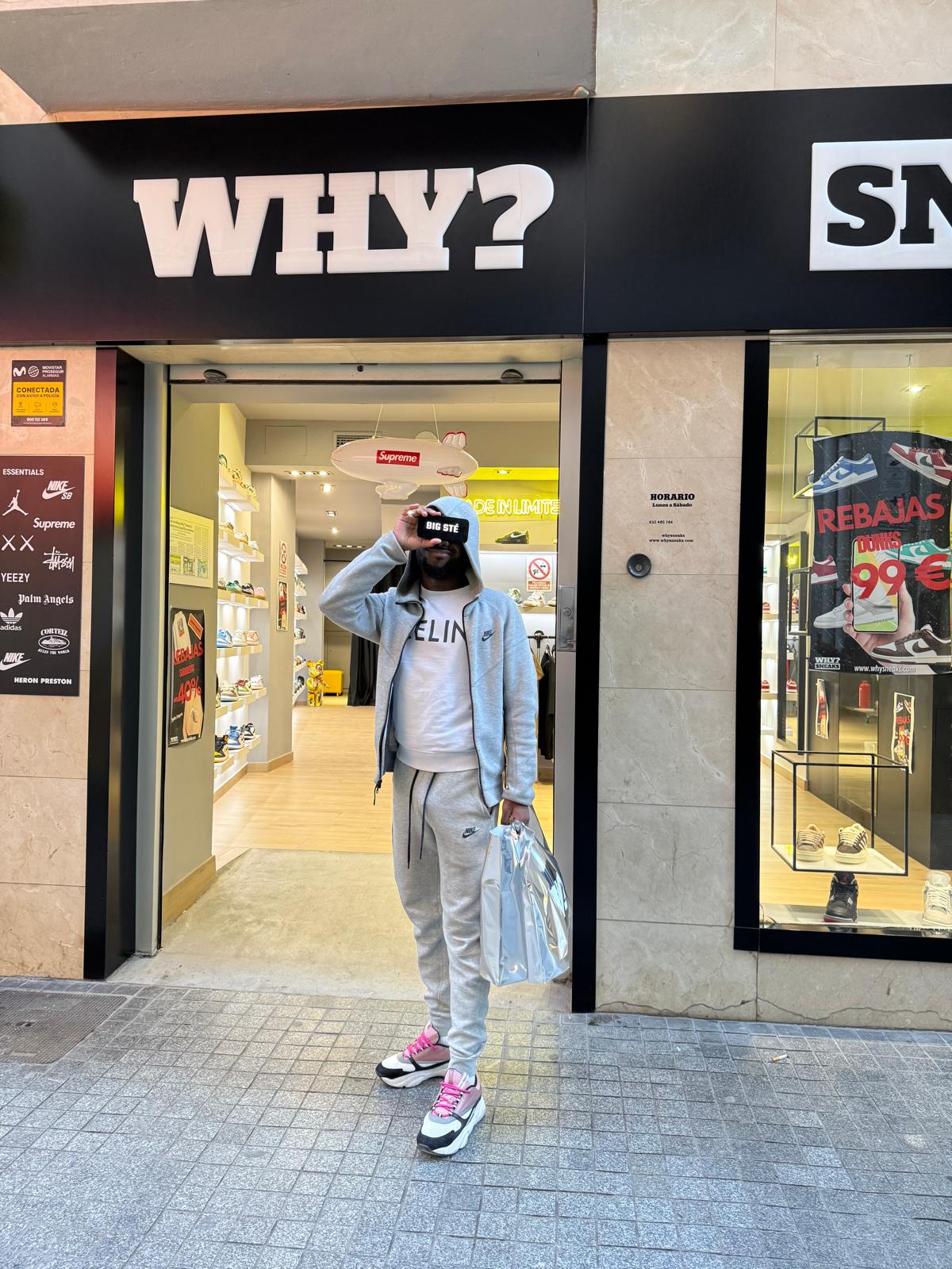 WHY? SNEAKS (Sneakers & Streetwear) Shoe Shop MÁLAGA