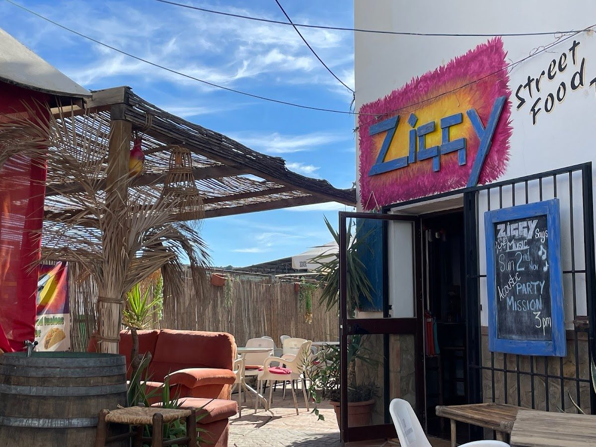 Ziggy’s Street food Bar